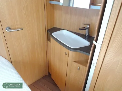 Knaus Sudwind 450 FU Beautifully complete Caravan photo: 11