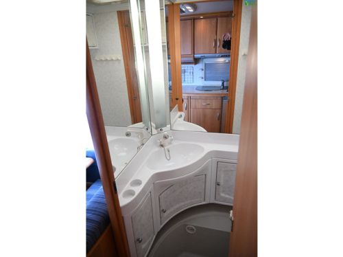Hobby De Luxe Easy 440SF photo: 13