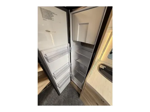Eura Mobil Profila T 696 EB Single beds, ALDE, TOP photo: 9
