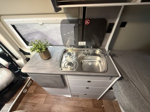 P&ouml;ssl Summit Shine 540 Euro 6 cama transversal toldo climate ctr cruise ctr portabicicletas extensible remis mosquitera plisada foto: 18