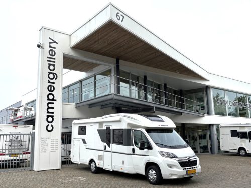 Adria Matrix 670DL ENKELEBEDDEN HEFBED FACE TO FACE 48.770KM foto: 0