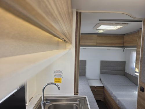 Adria Altea 492 UL Rondzit camas individuales '18 foto: 11