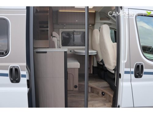 Carado CV600 Pro + 140hp Automatic | 5.99m | Transverse bed | Awning | Pro + package | photo: 5