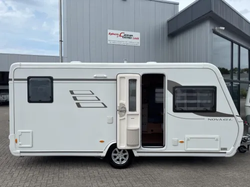 Eriba Nova GL 465 Mover/Isabella awning photo: 2