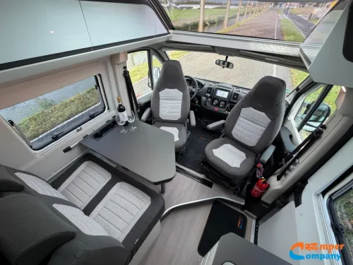 Adria Twin Supreme 640 SLB Lengte bedden | Automaat  foto: 8