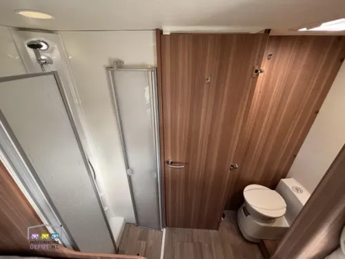 Weinsberg CaraLoft 700 MEG Foto: 11