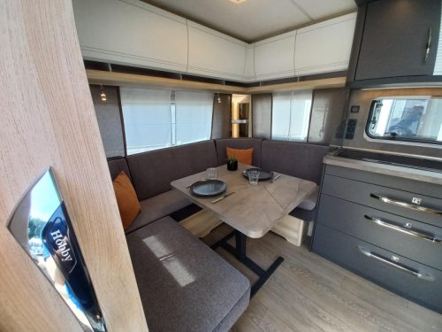 Hobby De Luxe 460 UFE 1500kg Foto: 4