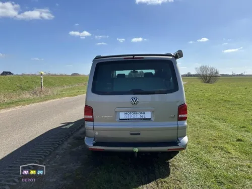 Volkswagen California T5  photo: 15