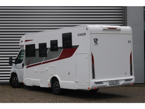 Rimor Seal 66 PLUS Fiat 140PS Queensbett Foto: 3