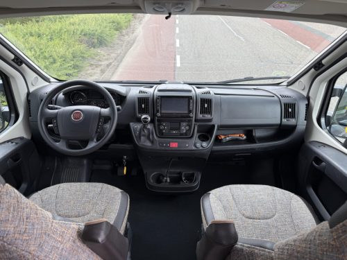 Knaus Boxstar 540 2020 51,000KM AUT 140HP photo: 9
