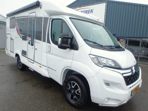 B&uuml;rstner Nexxo Van 620 T foto: 2