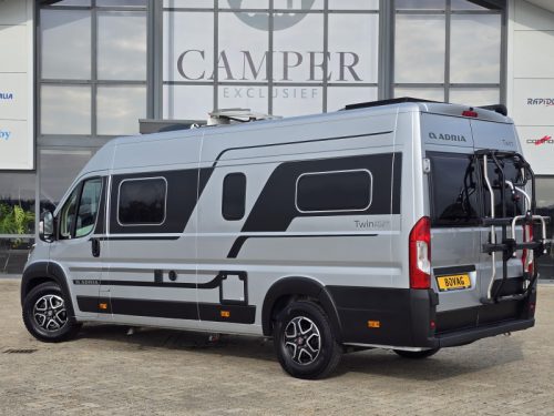 Adria Twin Plus 640 SLB Automatik Einzelbetten Foto: 7