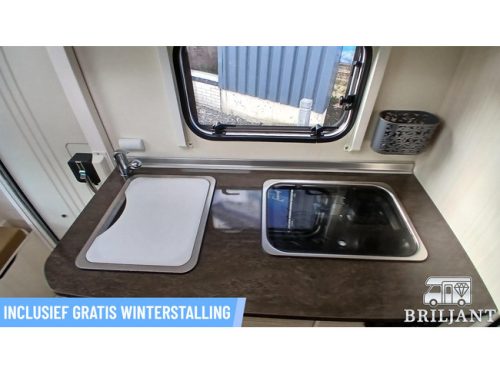 B&uuml;rstner Brevio T-646 .. unique off-grid Motorhome photo: 23