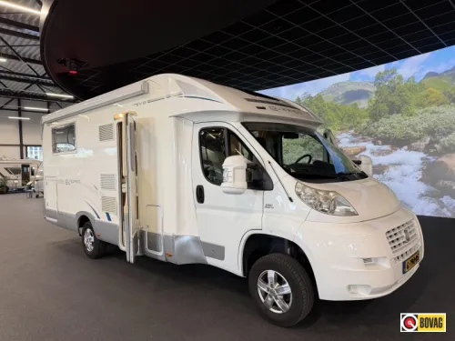 Rimor Europeo 69 PLUS Queensbed / Levelsysteem Foto: 0