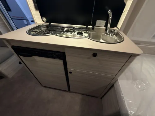 Dethleffs C'Joy Active 460 LE Active Pakket + 1360 KG Foto: 13