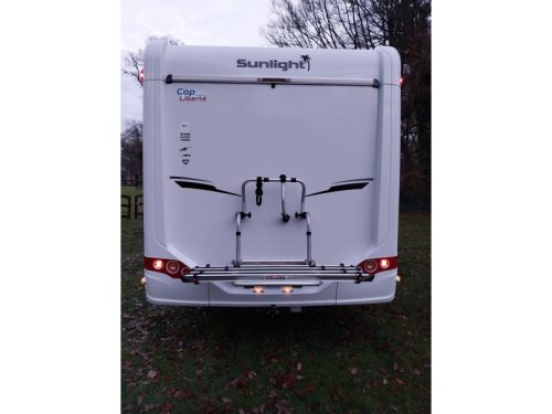 Sunlight T 68 with tow bar photo: 22