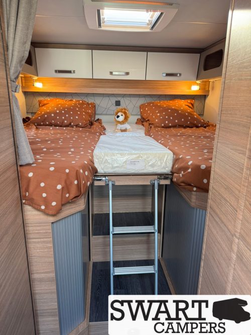 Weinsberg CaraCompact MB 640 MEG Edition [pepper], Automatic 150 hp Single beds photo: 20