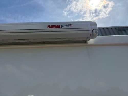 Hymer B 578 Markise/Einzelbetten Foto: 12
