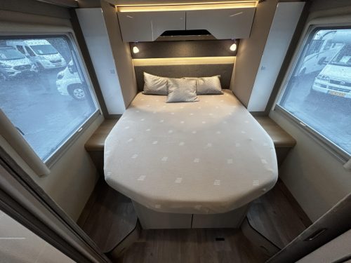 Hymer Tramp 695 S Mercedes/Queensbed/Hubbett Foto: 9