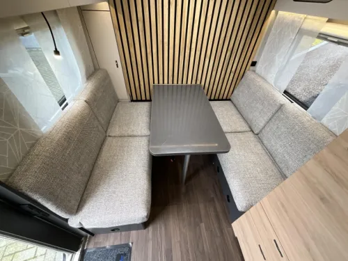 Knaus Yaseo 340 PX COMPACT-FREE MOVER photo: 5