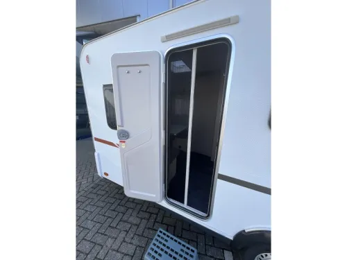 Weinsberg CaraCito 470 EU SINGLE BEDS-AIRCO-MOVER photo: 2
