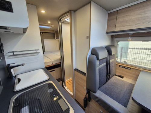 Sunlight CLIFF 600 EURO 6 ONLY 35,011 KM!! SOLAR PANEL LITHIUM AIR SUSPENSION TRANSVERSE BED SWIVEL SEATS photo: 19