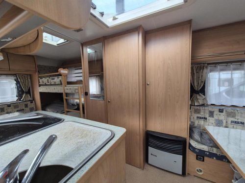 B&uuml;rstner 480 TK Etagenbett, Rundsitzgruppe, Rangierhilfe + Vorzelt 2. Bes. Foto: 8