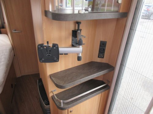 Knaus Sudwind Silver Selection 450 FU WITH MULTINOVA AWNING photo: 15