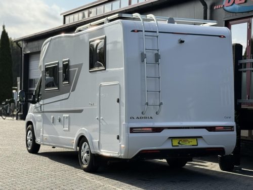 Adria Coral 600 SL L&auml;ngsbetten  Foto: 8