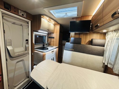 Weinsberg CaraCompact Edition Pepper 600 MEG Einzelbetten Foto: 11