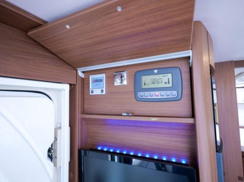 Niesmann+Bischoff Arto 76 LE AUTOMATIC LUXURY INTERIOR! photo: 16
