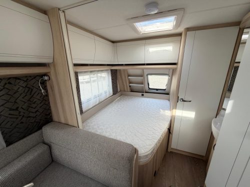 Hobby De Luxe 400 SFE Mit Markise! Foto: 5