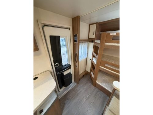 Hobby De Luxe 540 KMFE 3 bunk beds Mover Air conditioning  photo: 23