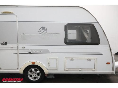 Knaus S&uuml;dwind 450 QU Rangierhilfe Klimaanlage Fahrradtr&auml;ger Querbett Mittelk&uuml;che Rundsitz Foto: 5