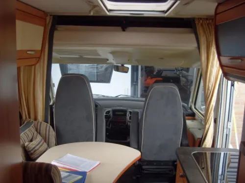 Hymer B524 2800 JTD Foto: 3