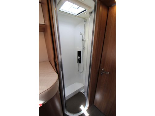 Carthago C-Tourer I 149 LE Single beds Pop-top roof  photo: 32