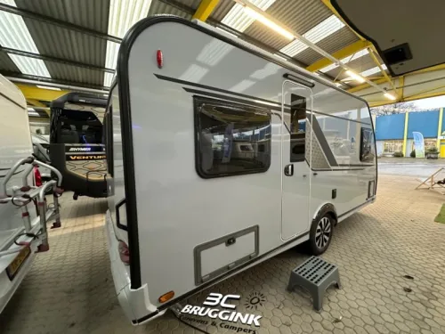 Knaus Sudwind 60 Years 450 FU Franz&ouml;sisches Bett Fu&szlig;bodenheizung Bild: 1