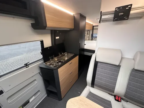 Adria Twin 640 SGX 140PS Automatik Anh&auml;ngerkupplung Foto: 8