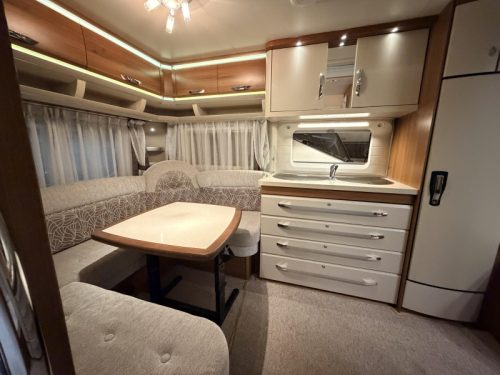Hobby Premium 460 UFE BJ13, Mover, Awning, LUXE photo: 6