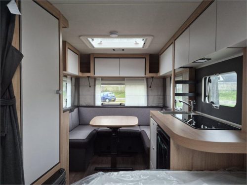 Knaus Sport Platinum 450 FU Foto: 9