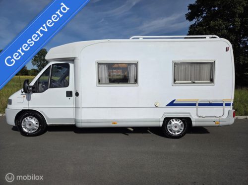 B&uuml;rstner T600 Perfilada 2000 ☆TV, Cruise, cama fija☆ foto: 5