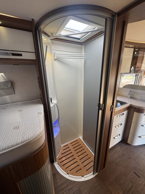 Hymer B680 Starline photo: 17