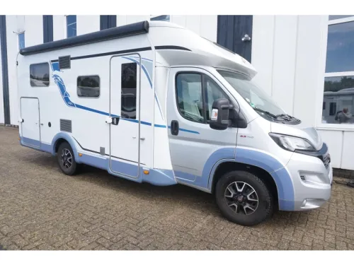 B&uuml;rstner Delfin T 690 G  photo: 2