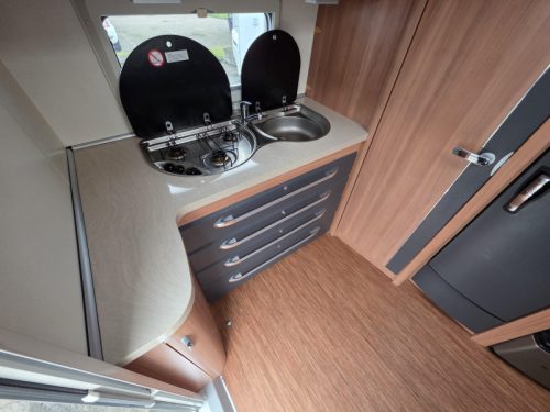 Hobby De Luxe 380 TB  Foto: 12