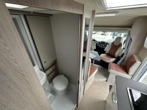 B&uuml;rstner Nexxo Van T 690 G LENGTE BEDDEN + 3.650 KG. photo: 13