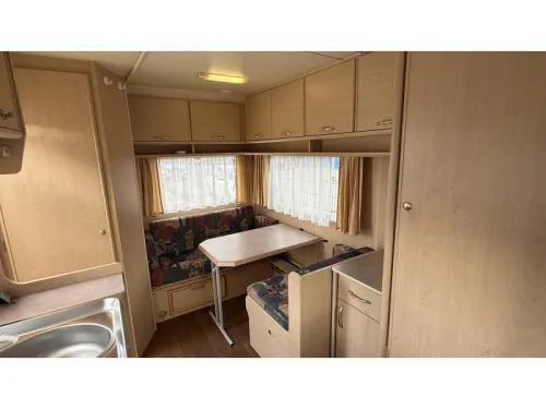 Beyerland Sprinter 430 TM 2x seating group fixed toilet photo: 1