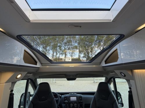 Adria Compact SL Supreme 9T-Automaat 180PK Enkele Bedden Leer Luifel foto: 17
