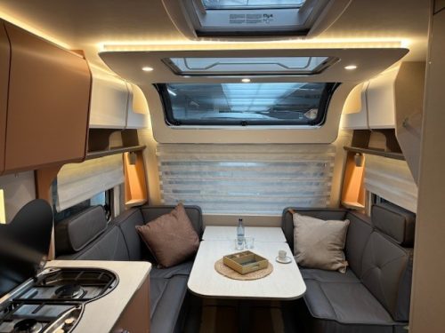 B&uuml;rstner Averso 465 TS photo : 12