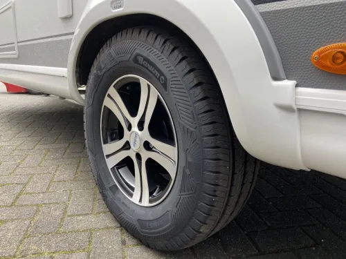 Hobby Maxia 585 UL Einzelbetten, Rundsitzgruppe  Foto: 7