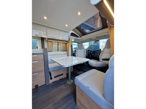 Adria Matrix 640 DC Face to face 2021  photo: 16